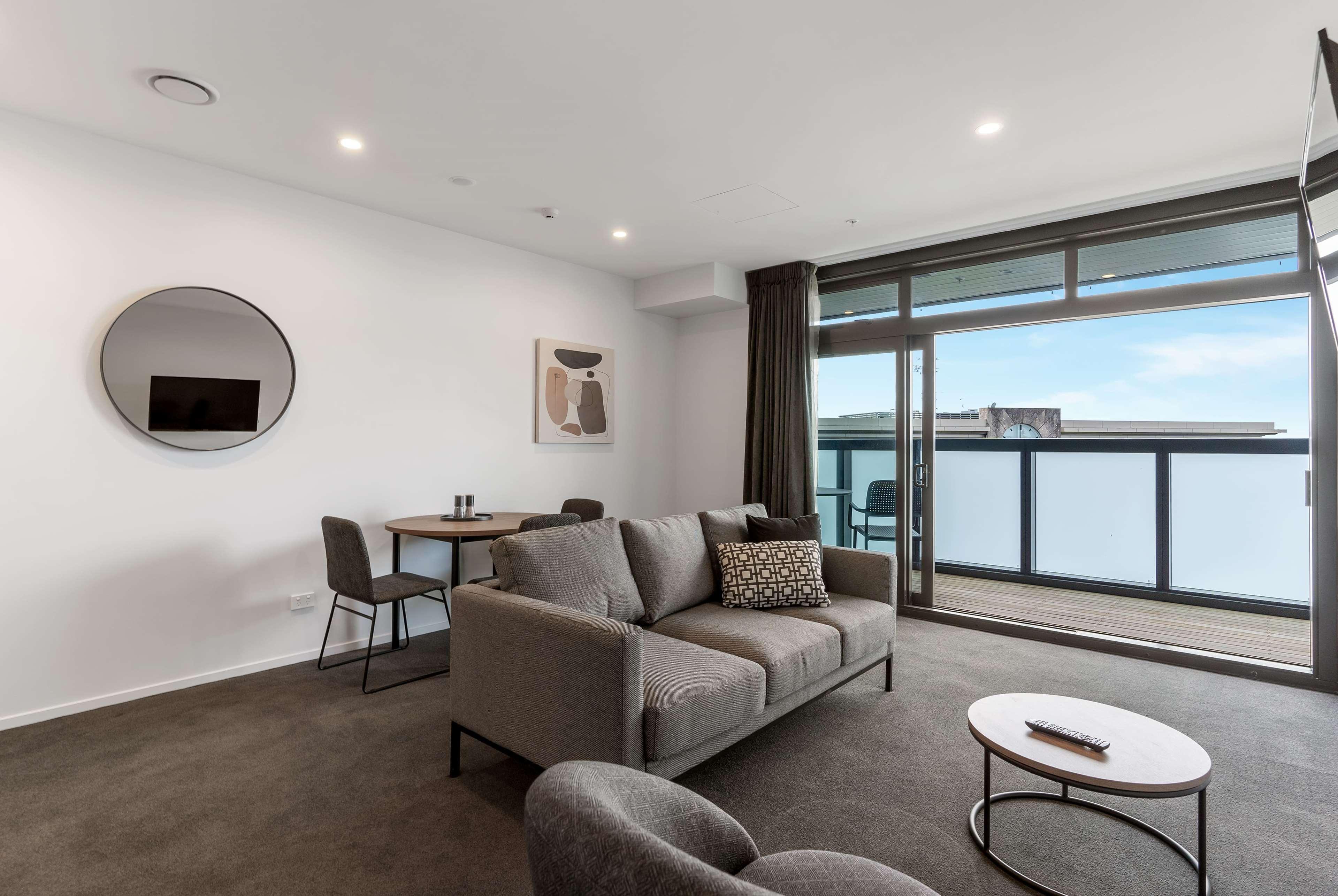 Ramada By Wyndham Newmarket Auckland Eksteriør bilde